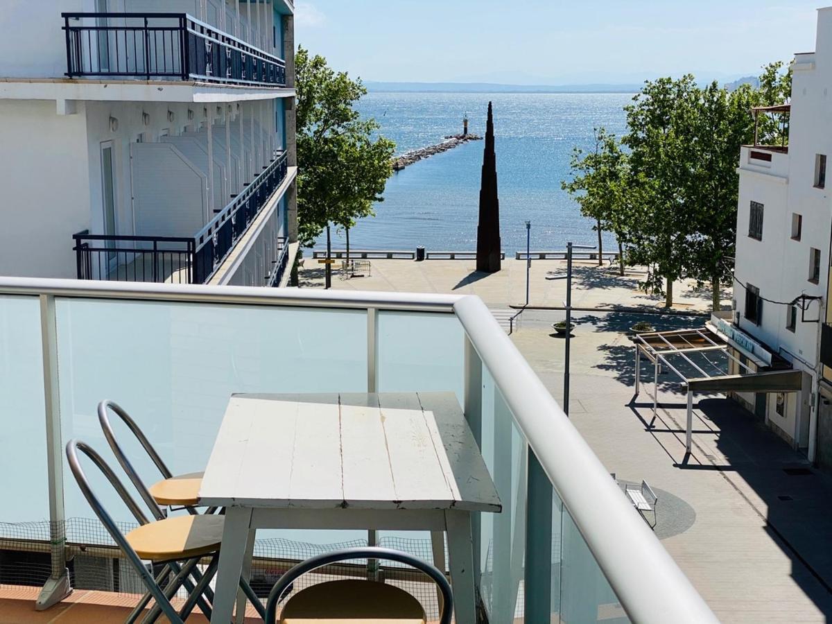 Ferienwohnung Sant Elm - Apartamento En La Playa Y El Centro De Roses Exterior foto